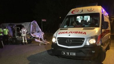 Çekmeköy’de trafik kazası: 2 ölü, 3 yaralı