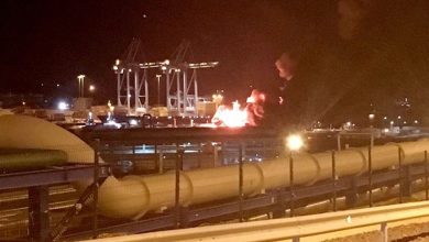 İzmir’de gemi yangını