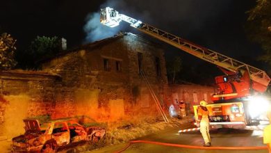 İzmir’de tarihi fabrika binasında yangın